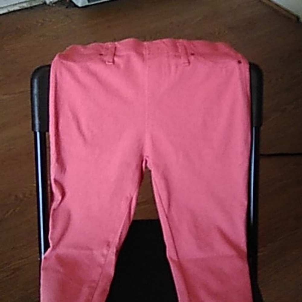 Pants. Pink strech jeans! Quarter high pants.